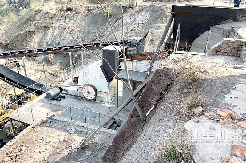 重錘破碎機(jī)單獨(dú)使用現(xiàn)場(chǎng) 重錘破碎機(jī)單獨(dú)使用現(xiàn)場(chǎng)