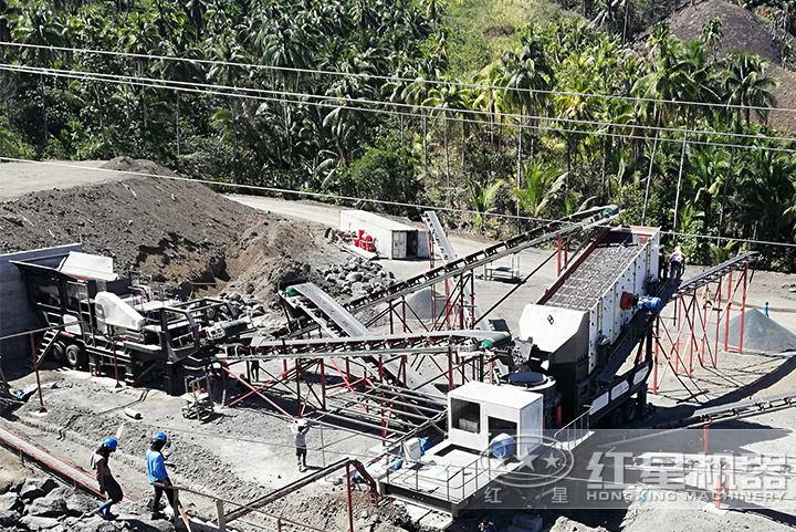 大型流動(dòng)磕石子機(jī)現(xiàn)場(chǎng) 大型流動(dòng)磕石子機(jī)現(xiàn)場(chǎng)